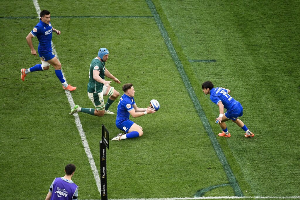 L’attribut alt de cette image est vide, son nom de fichier est Six-Nations-Italy-Ireland-1024x683.jpg.